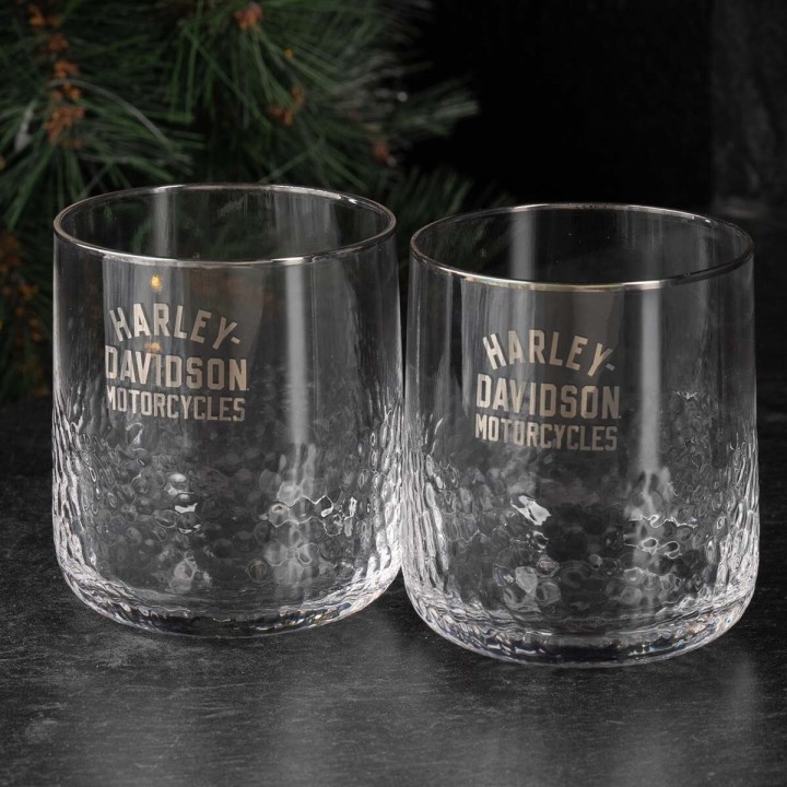 Set di due bicchieri Harley-Davidson® da 12 once con motivo Pebbled Double Old Fashion