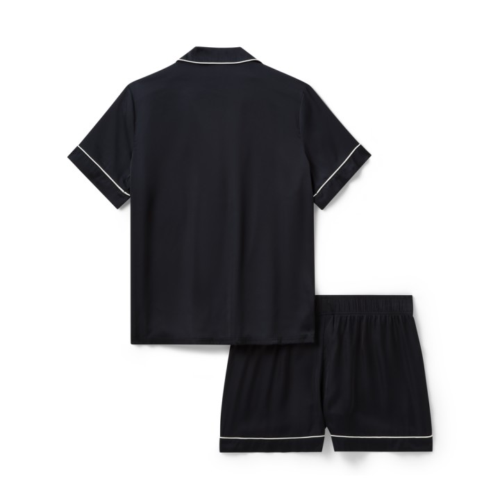 COMPLETO DA DONNA IN RASO CON BOTTONCINI